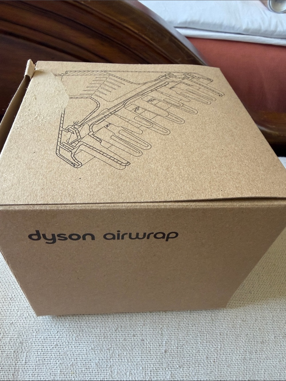 Dyson Airwrap  smoothing brush